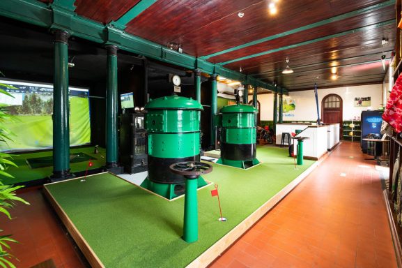 Pure Swing Golf Studios